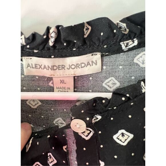 New Alexander Jordan ruffle neck black top with pattern and elastic banded sleev - Picture 2 of 7